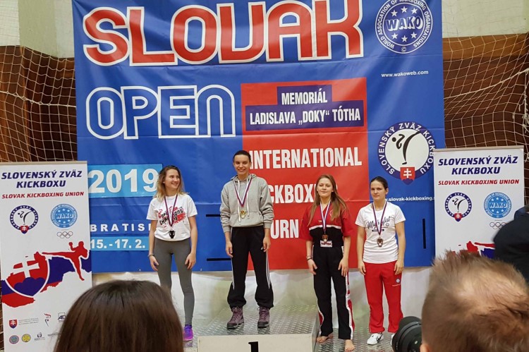 ukrán 2 szlovák 1 lengyel 3 Bécsi Niki 3 a dobogón